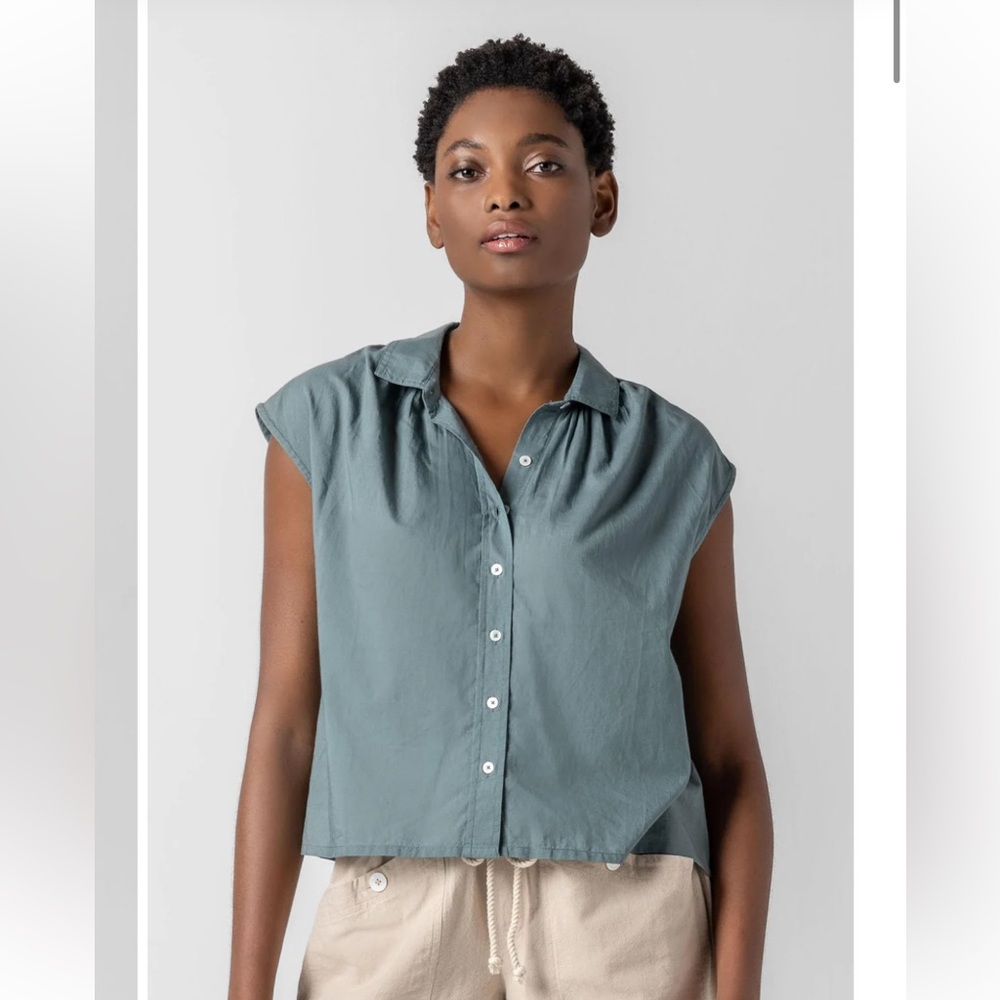 100% Cotton Lilla P Short Sleeve Button-Down Shirt In Vine